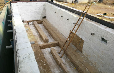 ความเร็วในการทำงาน 10-20m / Min Hot Dip Galvanizing เครื่อง พื้นผิวเหล็กด้วย ถังระบายความร้อน