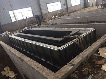 ความเร็วในการทำงาน 10-20m / Min Hot Dip Galvanizing เครื่อง พื้นผิวเหล็กด้วย ถังระบายความร้อน